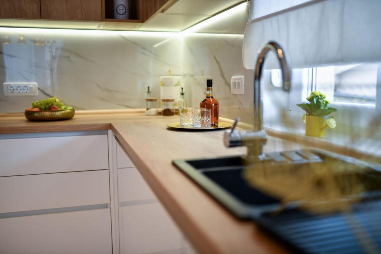 Family Apartment Amare Zadar Exterior photo