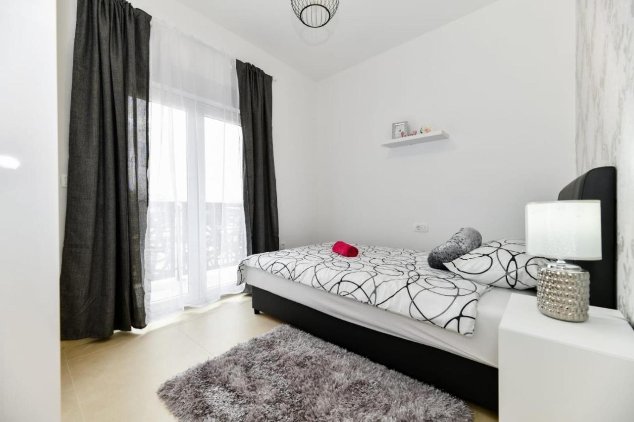 Family Apartment Amare Zadar Exterior photo